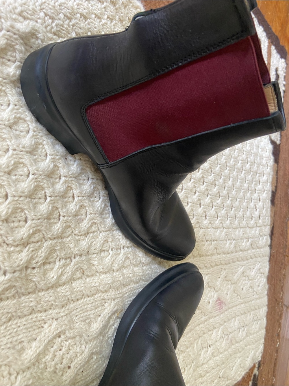 Jil Sander Black Leather Chelsea Boots with Burgundy Elastic 6.5 - Picture 10 of 12
